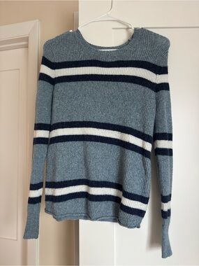 Striped Crewneck Sweater in Light Blue and Navy size XS